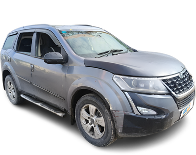 Mahindra XUV500-img
